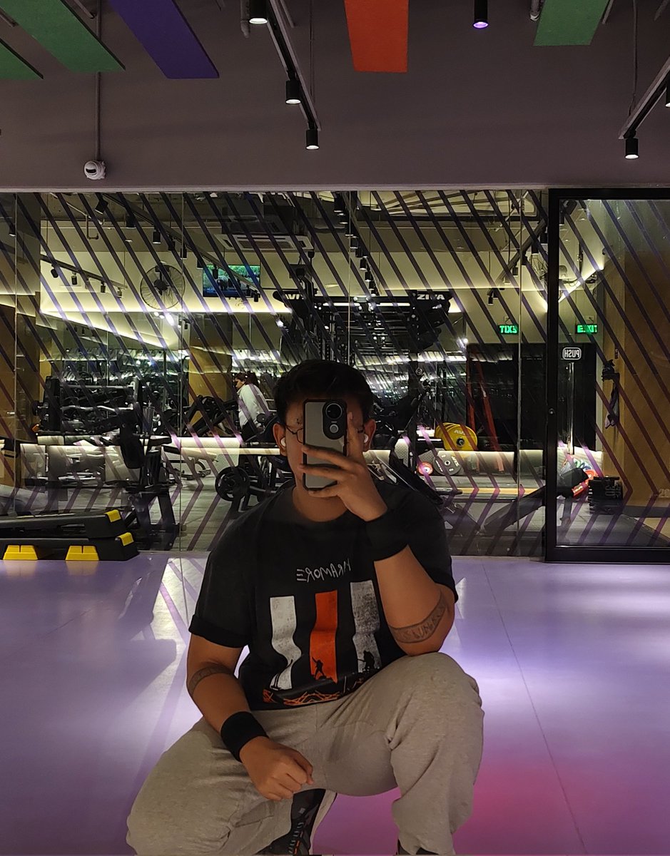 Rex 🜲 tweet media