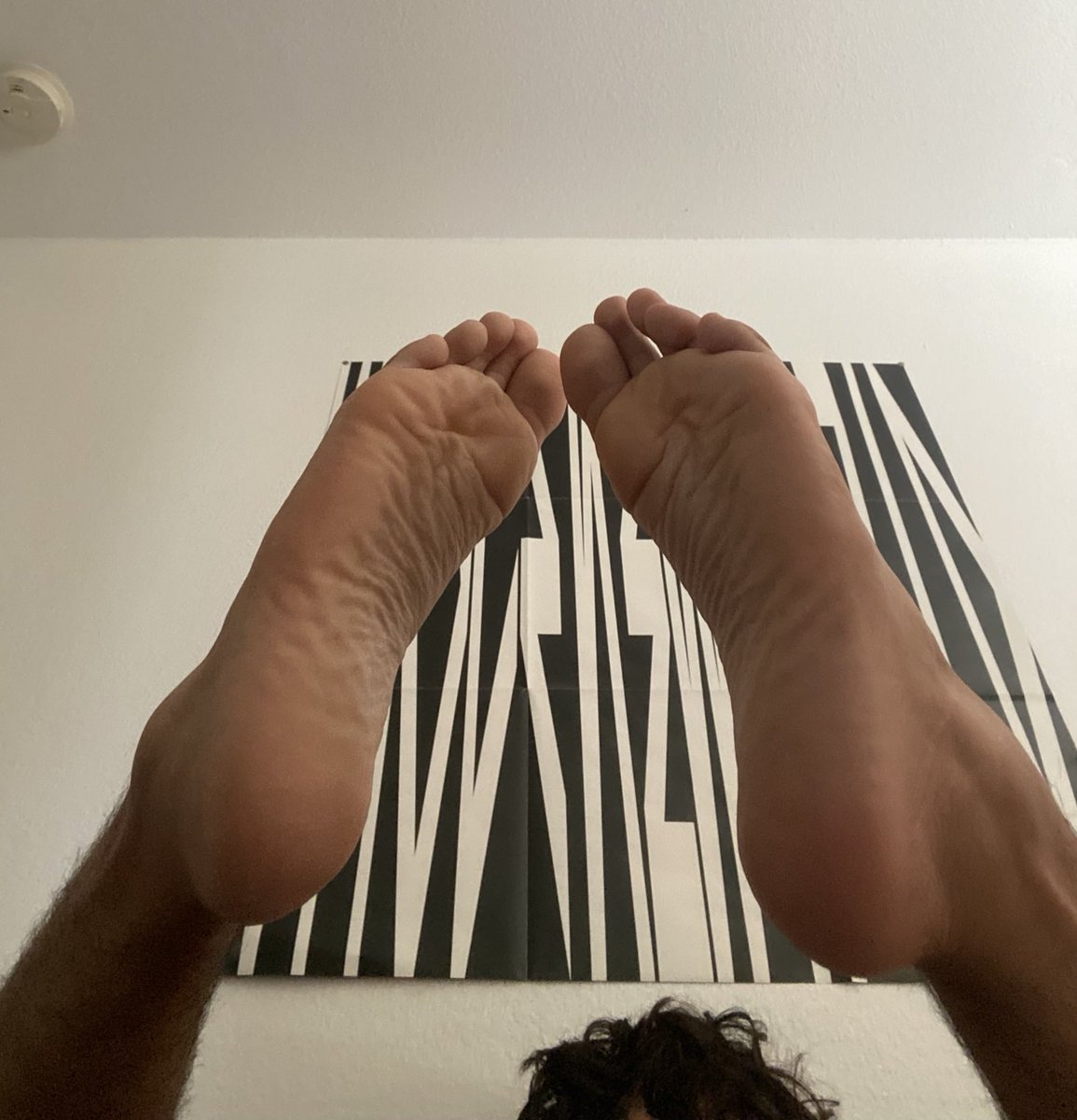 headless angel tweet media