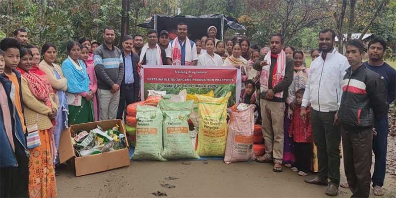 Arunachal24in's tweet image. Farmers trained in sustainable sugarcane production during a three-day programme organised by CAU Pasighat in Dhemaji district.

Story link- arunachal24.in/farmers-traine…

#Agriculture #Sugarcane #FarmersTraining #Assam #News