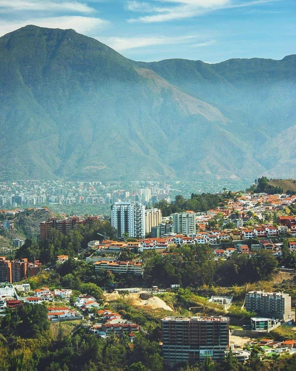 GianlucaCoccon1's tweet photo. La Sultana del Ávila 
Caracas Venezuela 
🇻🇪🇻🇪🇻🇪🇻🇪🇻🇪🇻🇪🇻🇪🇻🇪🇻🇪🇻🇪🇻🇪
@venezuelaenfoto https://t.co/dyrhrWttaT