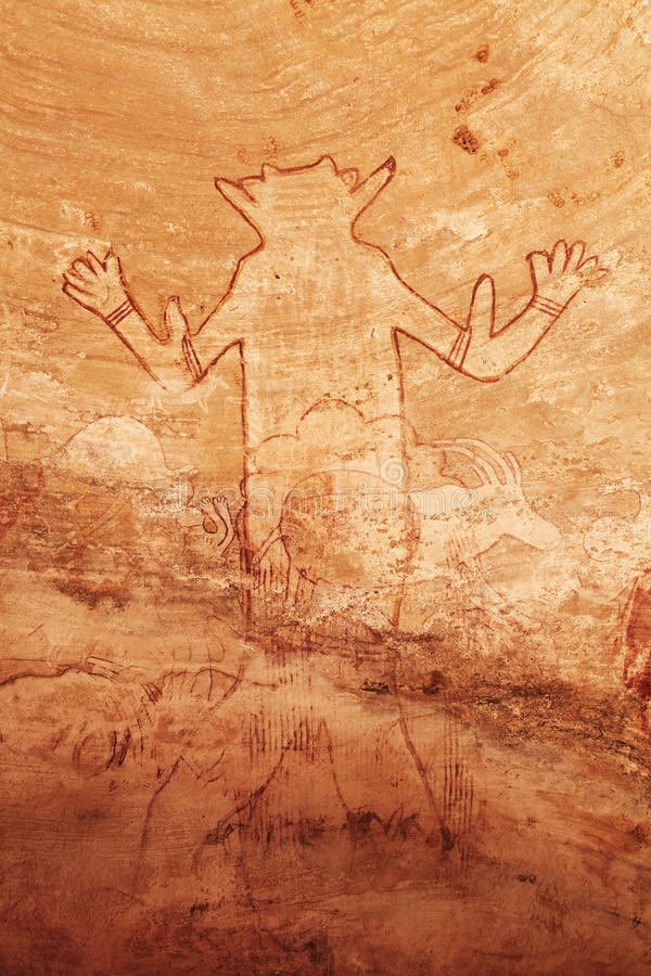 touaregland's tweet photo. Cave paintings in Tassili n’Ajjer (Algeria 🇩🇿) date back about 9,000 years. https://t.co/xQO4Gwmc5h