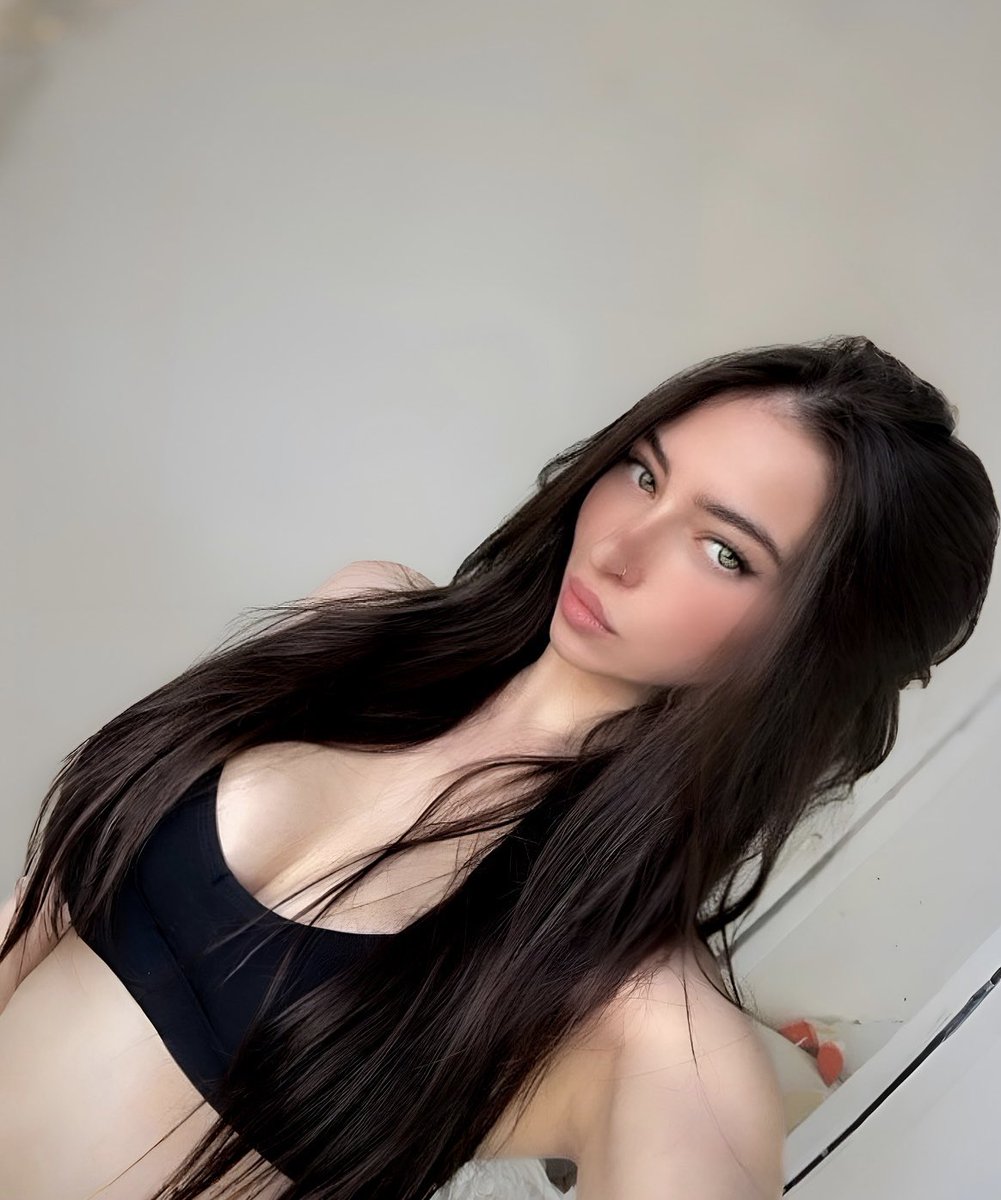 KittySeilor's tweet photo. Guess your evening’s boring. 
Let me fix that, simp.. https://t.co/FOcHWoaFKa