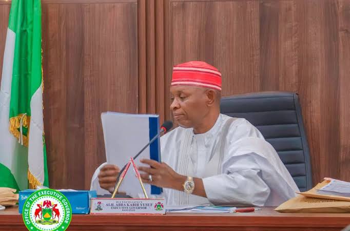 ARISEtv's tweet photo. Kano Governor Yusuf dissolves Higher Education Ministry, removing deputy as commissioner as political tension grows following impeachment notice. https://t.co/RX8FvVtb2n https://t.co/IhYAAcshEQ