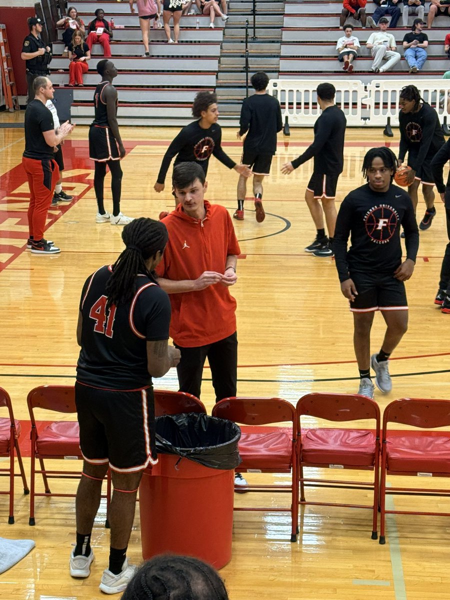 seanolson020's tweet photo. So grateful for the @FriendsMBB coaches, players and support staff that embraced my son @olsonzach9 for his 2 years as a GA. Amazing group and program. We couldn’t have asked for anything more! Thanks @McClintockPhil for your leadership. https://t.co/YHmhLgDjH4