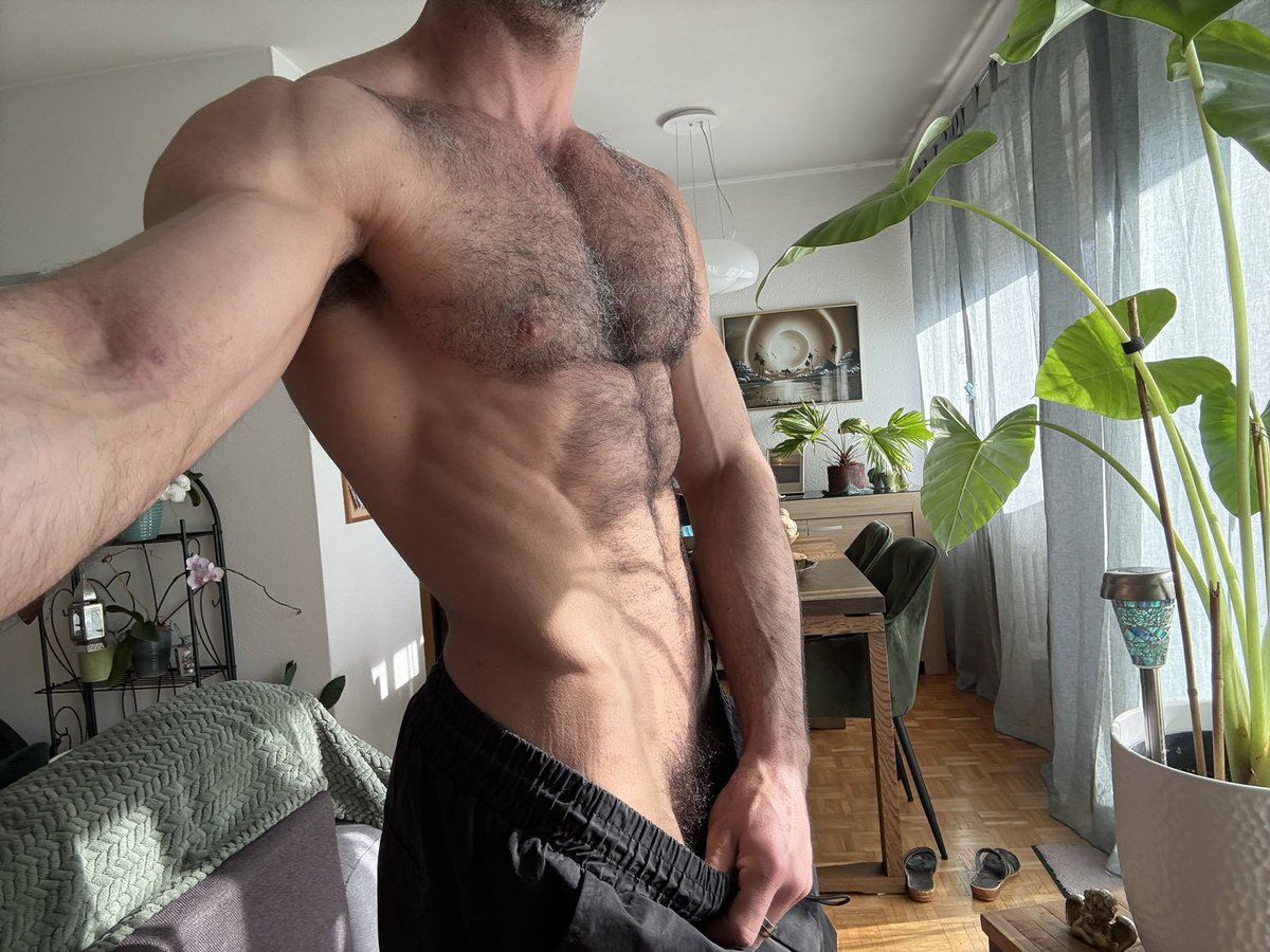 Crk_creative tweet media