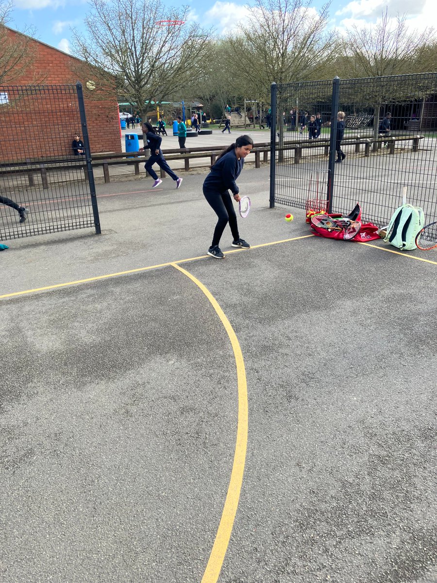 Long Meadow Lions tweet media