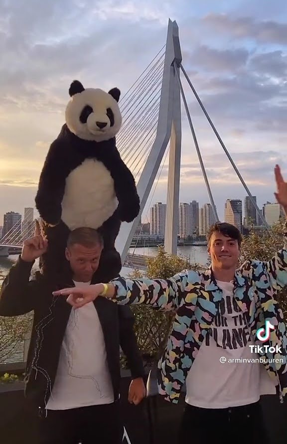 out of context armin van buuren tweet media