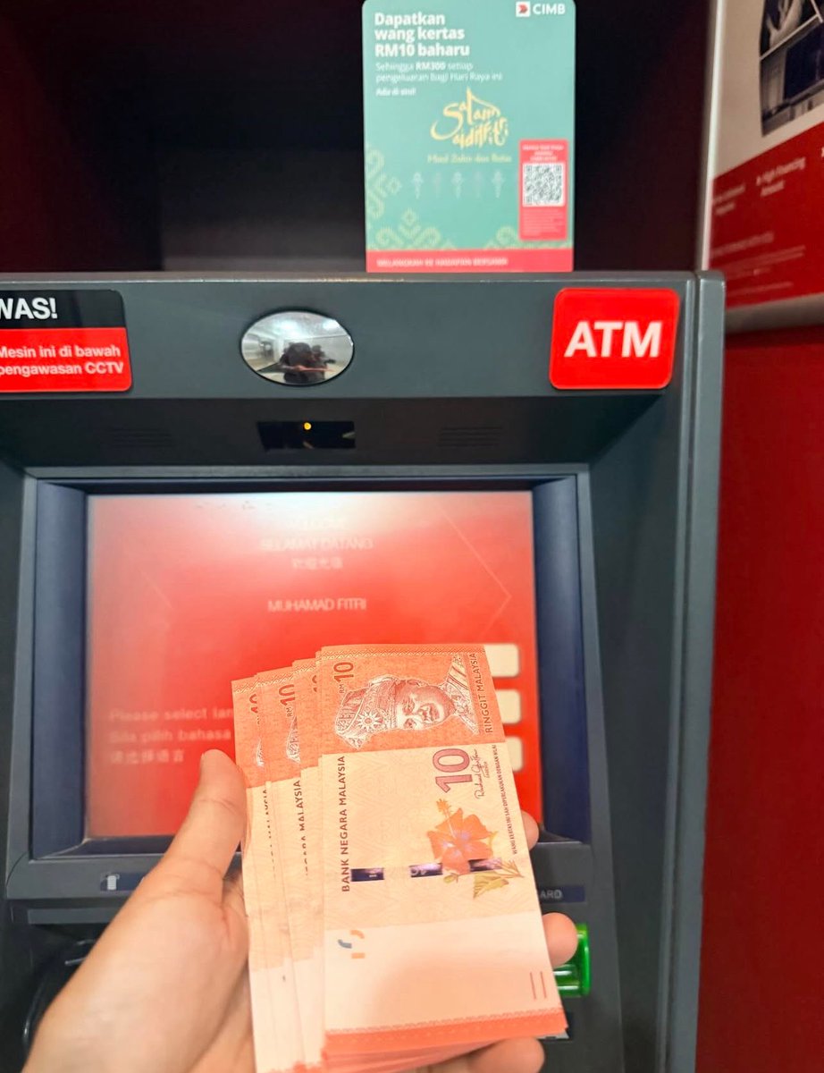 MalaysianFoods's tweet photo. Tukar duit raya rm10 baru kat atm je😍

Kami dah listkan lokasi ATM sekali ✅ https://t.co/LLNNM4pHfp