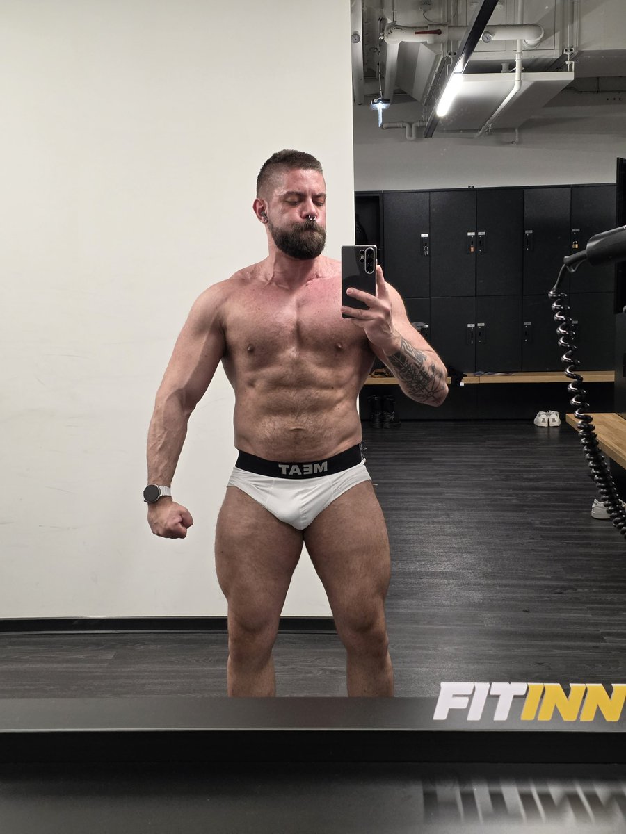 Philip Rowey tweet media