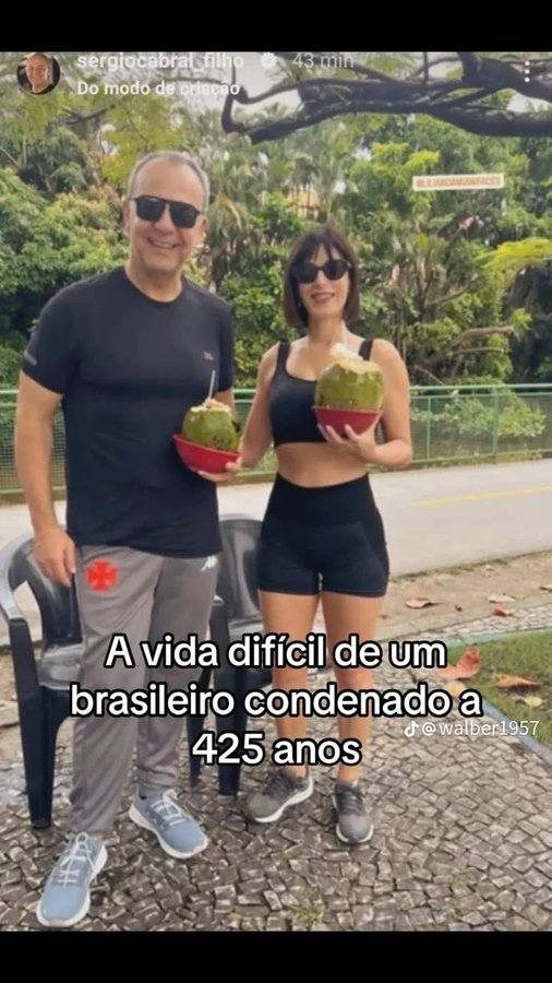 Essa imagem é para comprovar o quanto o povo brasileiro é imbecil. Enquanto Bolsonaro inocente, está morrendo na cadeia por capricho do sistema, o mesmo sistema solta criminosos corruptos, que estão desfrutando do produto do crime, prazerosamente!