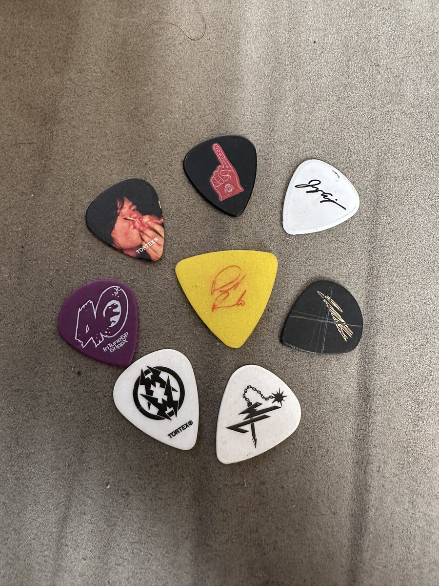 Jîm Sçhęłł☠ tweet media