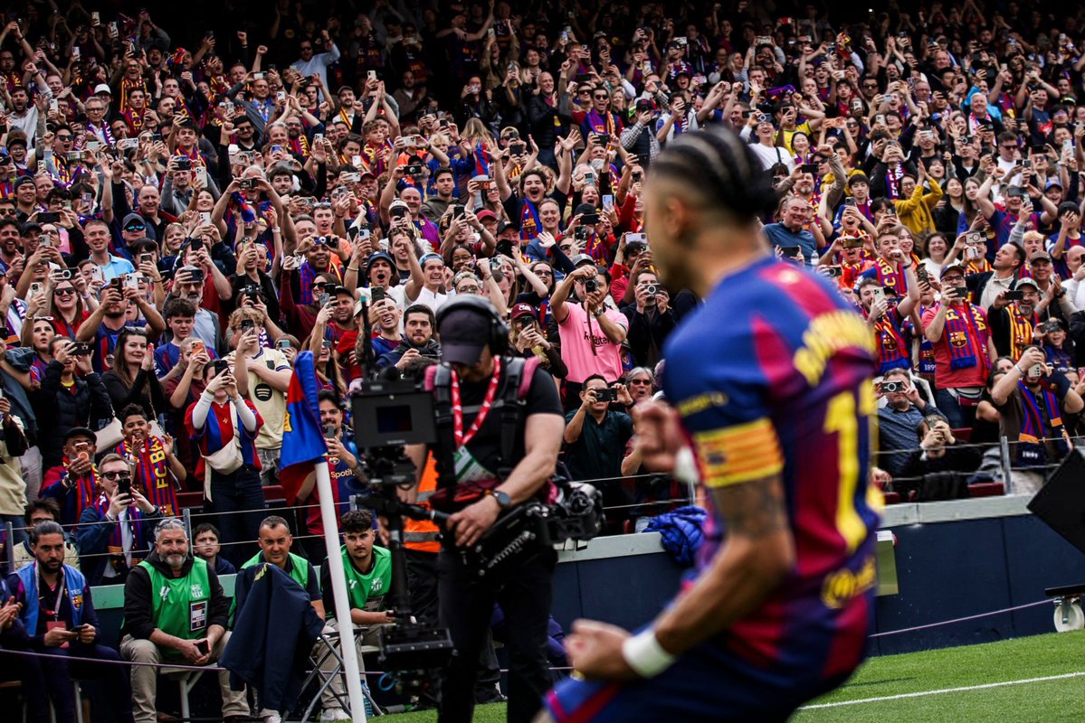4KMHQ's tweet image. Raphinha #BarçaSevilla