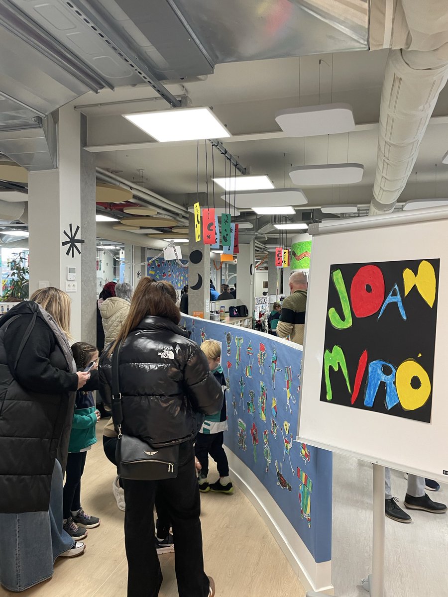 Escola PAIDOS tweet media