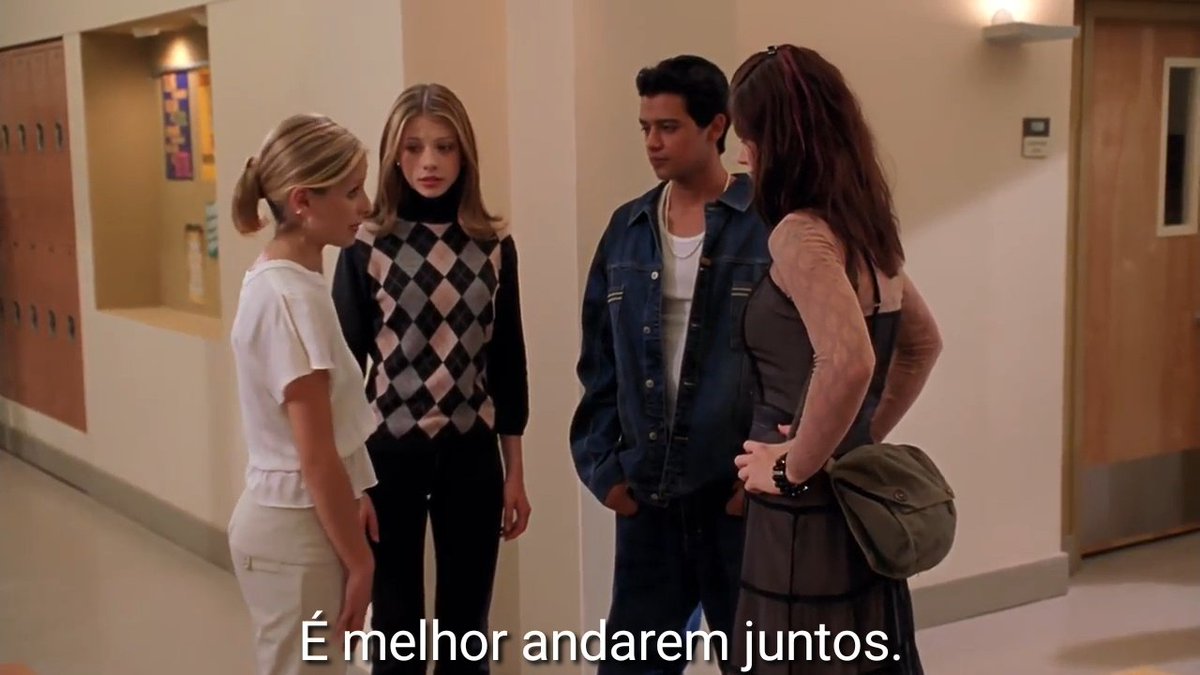 acho muito preguiçoso como esse revival iria trabalhar em cima das mesmas dinâmicas da 1ª temporada. é algo tão batido que a própria série já fez isso no primeiro episódio da 7ª temporada