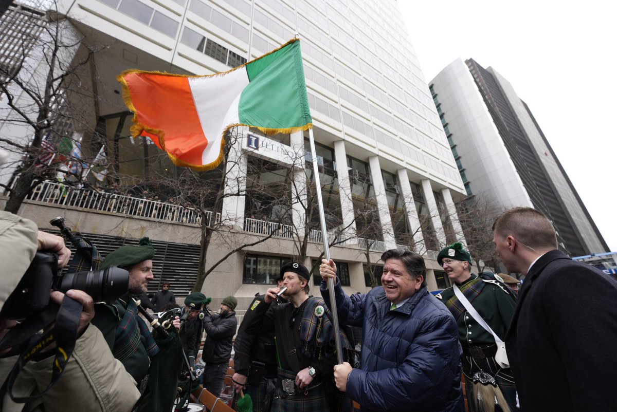 JBPritzker's tweet image. It never gets old. 💚

St. Paddy's Season has begun!