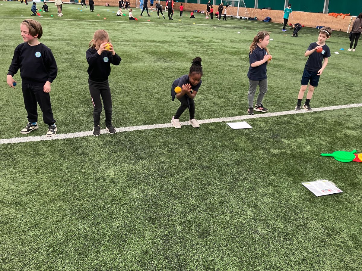 Long Meadow Lions tweet media