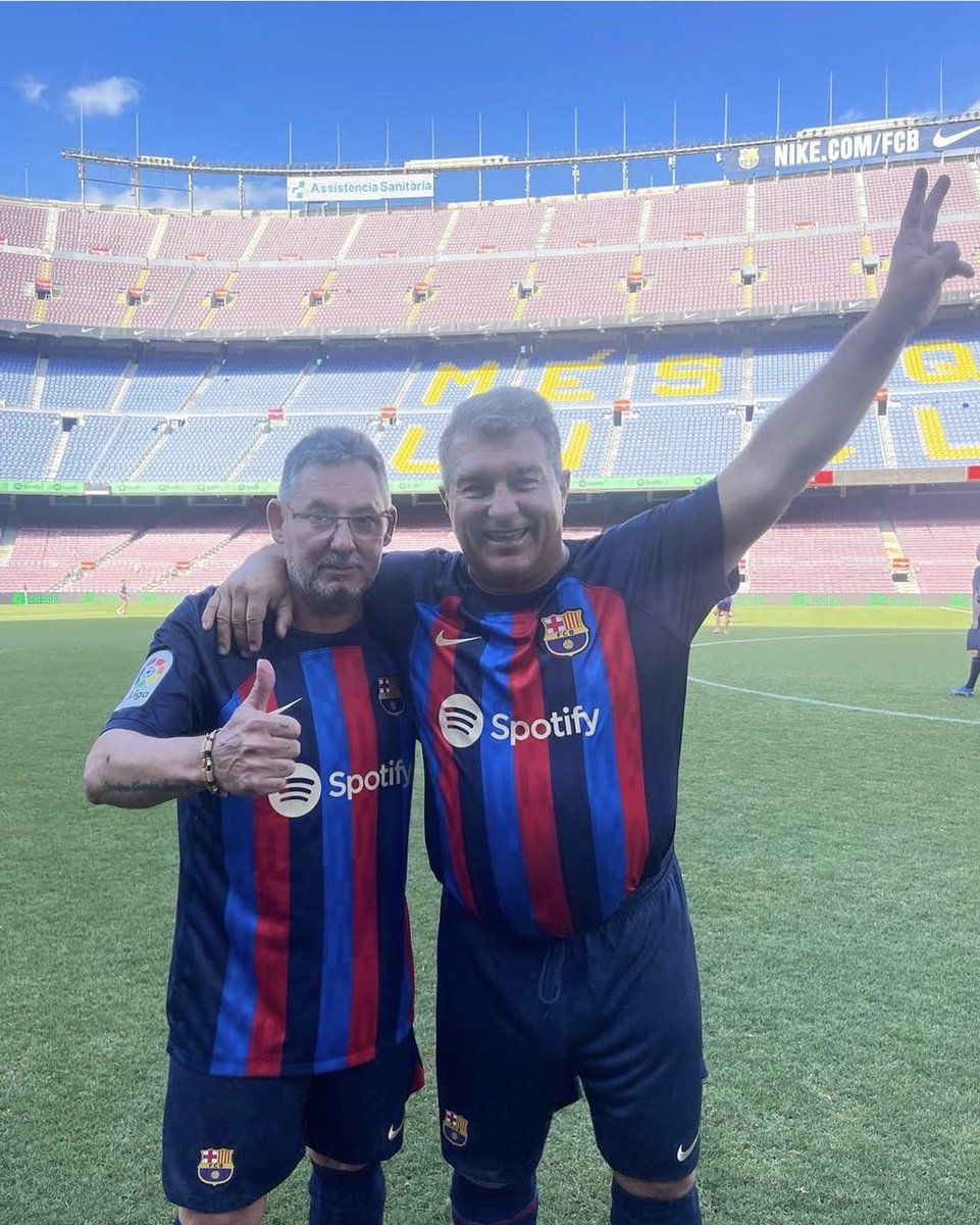 Papa Buyer tweet media