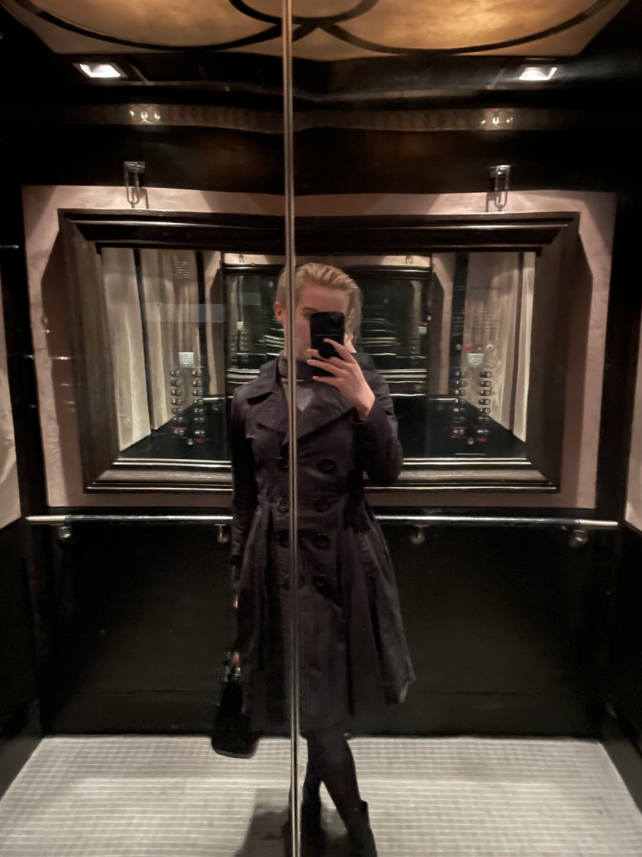 Adeline Sinclair 🍸 LA tweet media