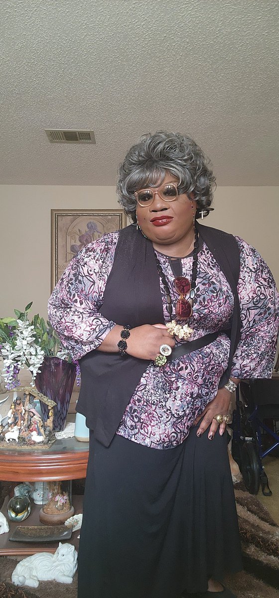 Divine Dajore tweet media