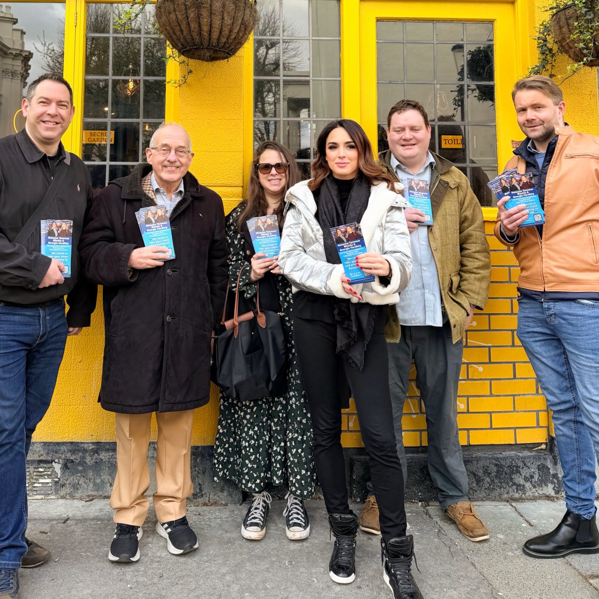 NatachaTannous's tweet image. Sunday morning canvassing in #PembridgeWard 🚪✨
Always great speaking with residents about how we can make #Pembridge safer, cleaner, and better maintained.

#kensington #rbkc #localelections