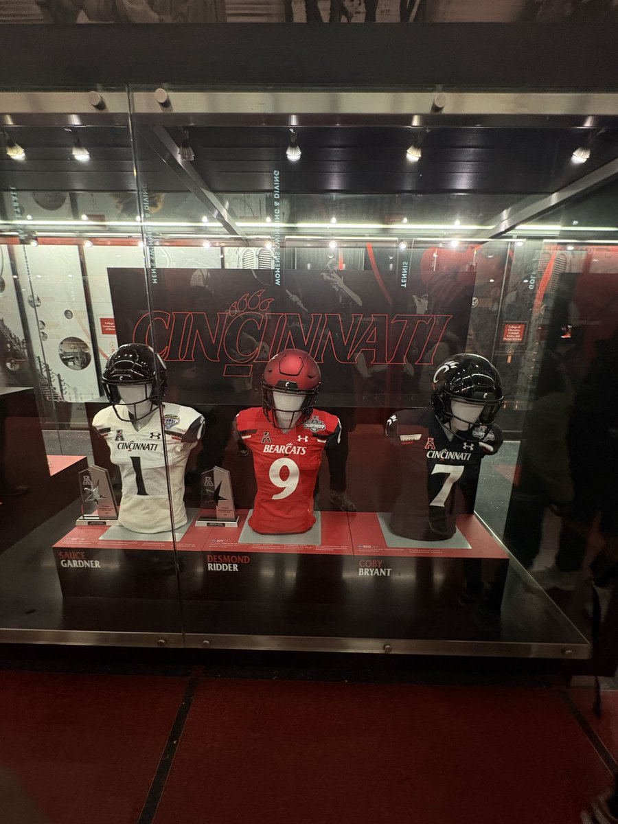 Aerrion Gray tweet media