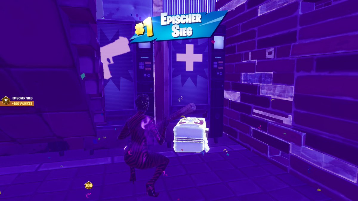 Splasheax tweet media