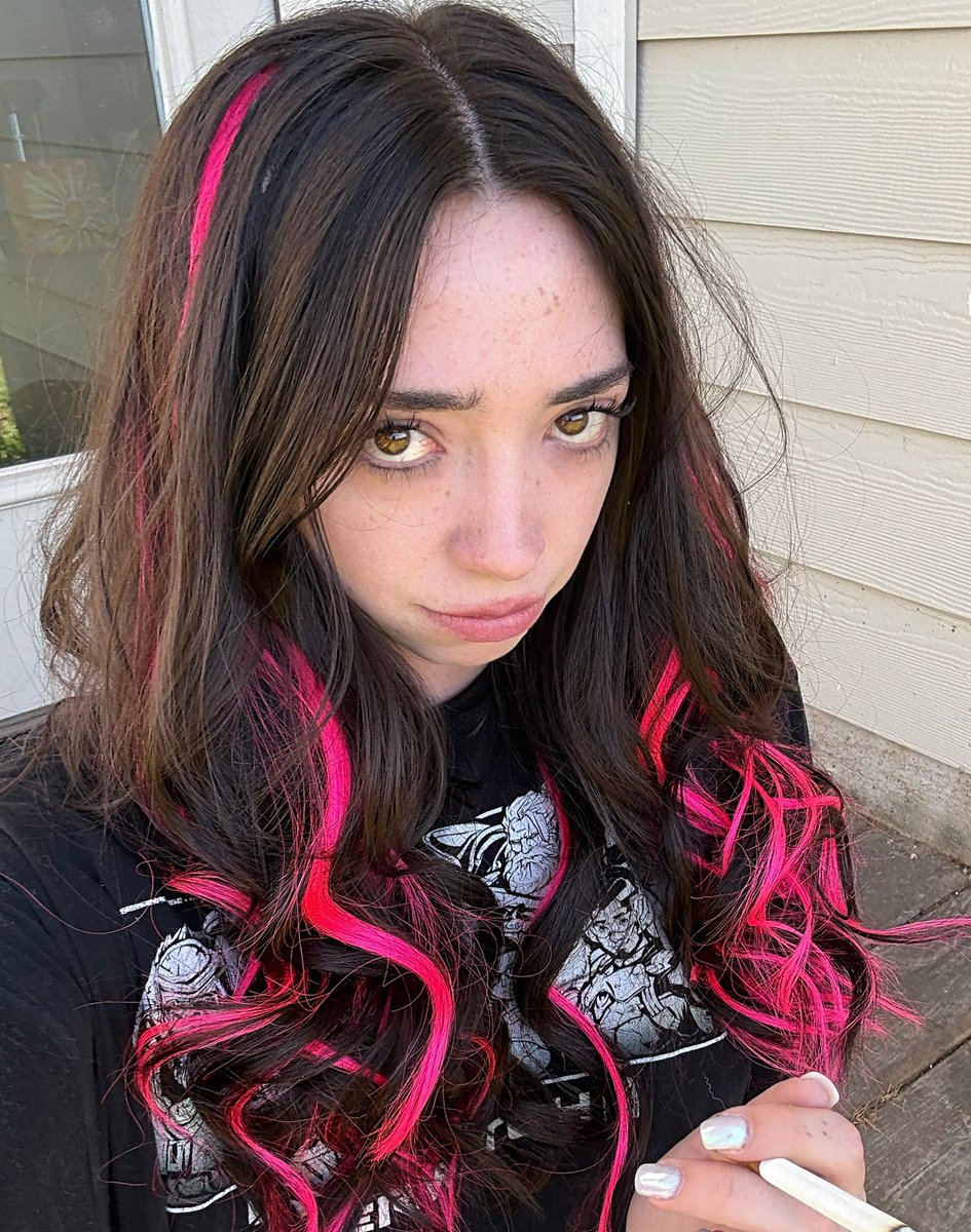 Molly Moon 🌙 tweet media