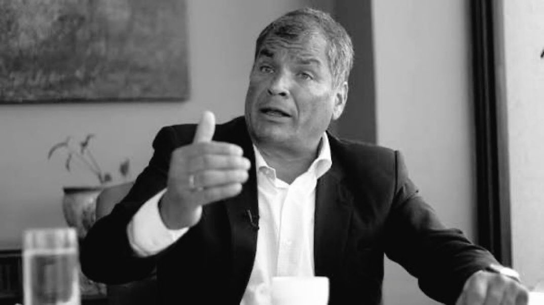 #ÚltimaHora 🇪🇨🇺🇸

Senadores republicanos de EE.UU. revelan que la solicitud de extradición del ex presidente Rafael Correa a territorio estadounidense es inminente.
