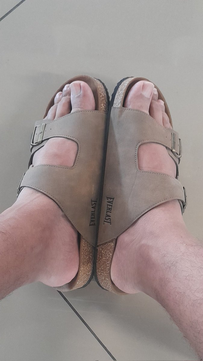 Son cómodas
#feet #feetfetısh #man