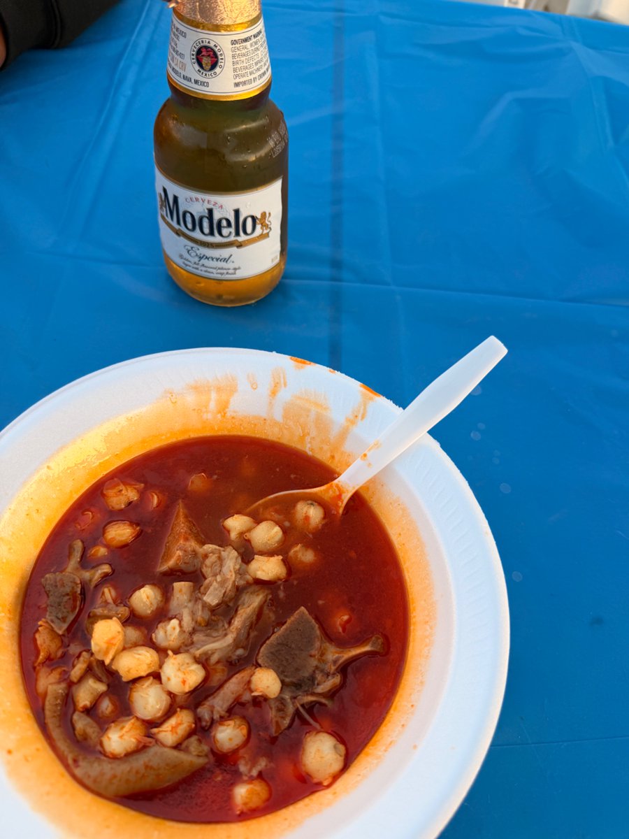 YoungDivineKing tweet media