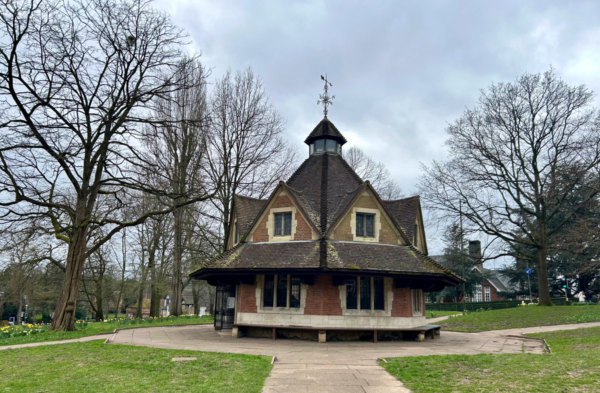 Simon Brooks tweet media