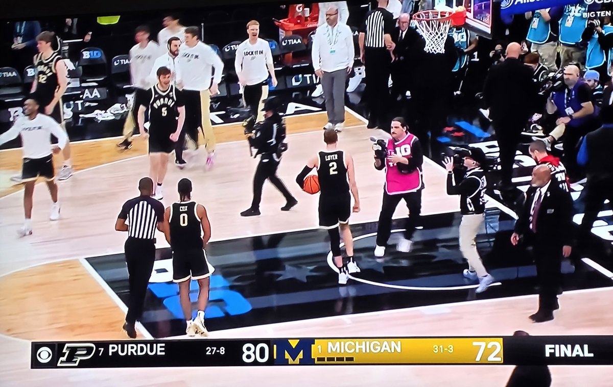 PublicCity PR tweet media