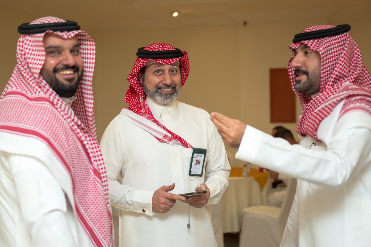 مأدبة إفطار لإدارتي الألعاب المختلفة والفئات السنية بحضور الرئيس التنفيذي أ. حمد بن عبدالله المطوع 🌙

#فئات_الاتفاق_السنية💚❤️