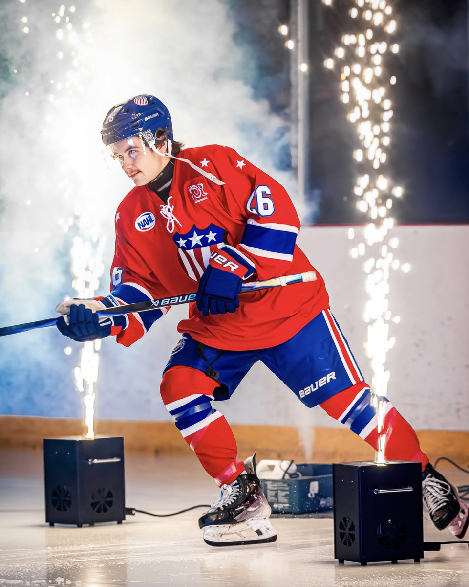 JrAmerksNAHL's tweet image. A winning weekend in the books! ✔️ 🧹 

Happy Victory Sunday, Jr. Amerks fans! We’ll enjoy it today - then it’s back to business with our final three regular-season home games this week. 

Let’s keep this party going! #LetsGetRowdy

📸 @EmmyVitali