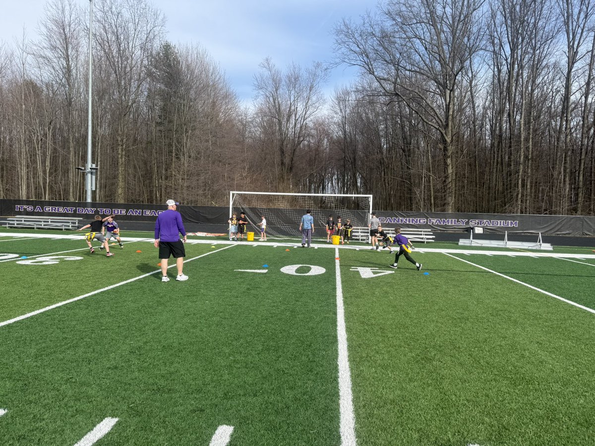 Coach Simon tweet media