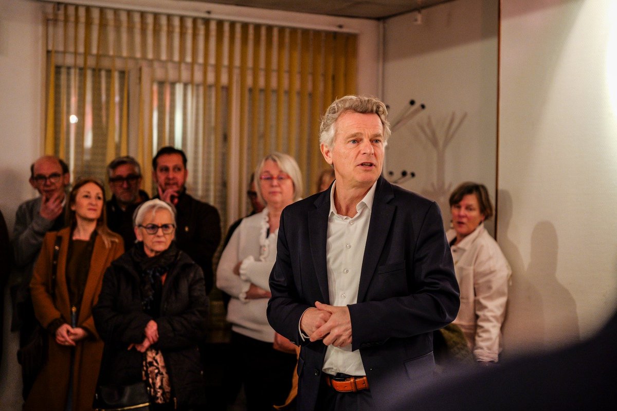 Fabien Roussel tweet media