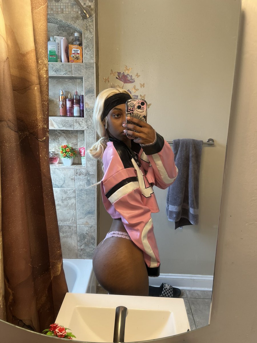 slimthickmari tweet media