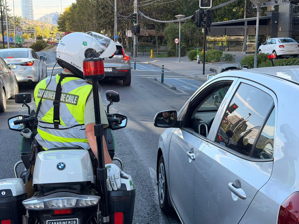 Carabineros Tránsito tweet media