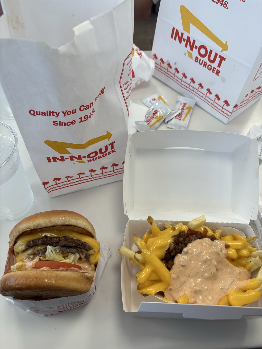 martyflava's tweet photo. My ex is fucking a black guy on the football team. I dropped a girl because she likes puzzles and only has two bodies. The only girl who likes me lives in a different state and is my friends ex gf

In-N-Out burger and fries animal style https://t.co/juLM8E8wDo
