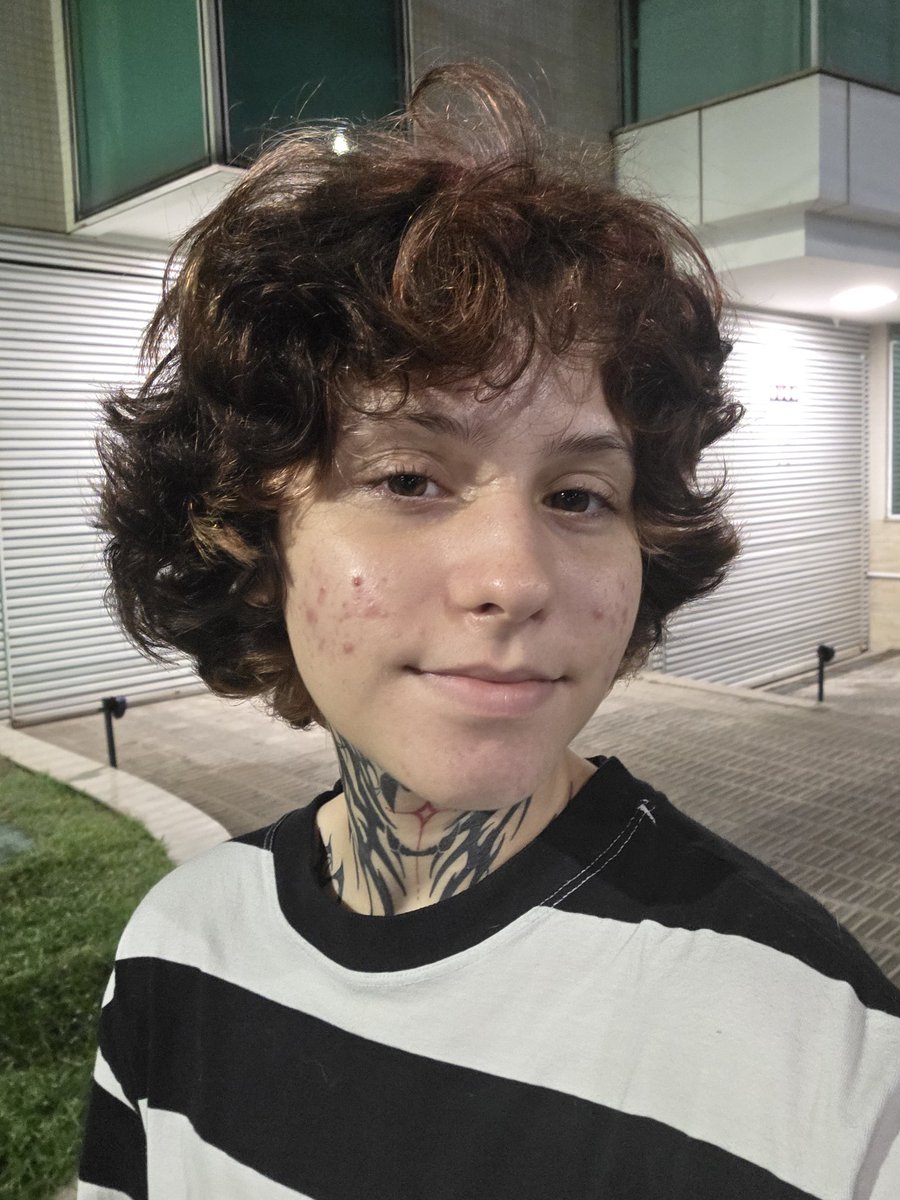 Théo 🏳️‍⚧️ 🔜 Gamescom 2026 tweet media