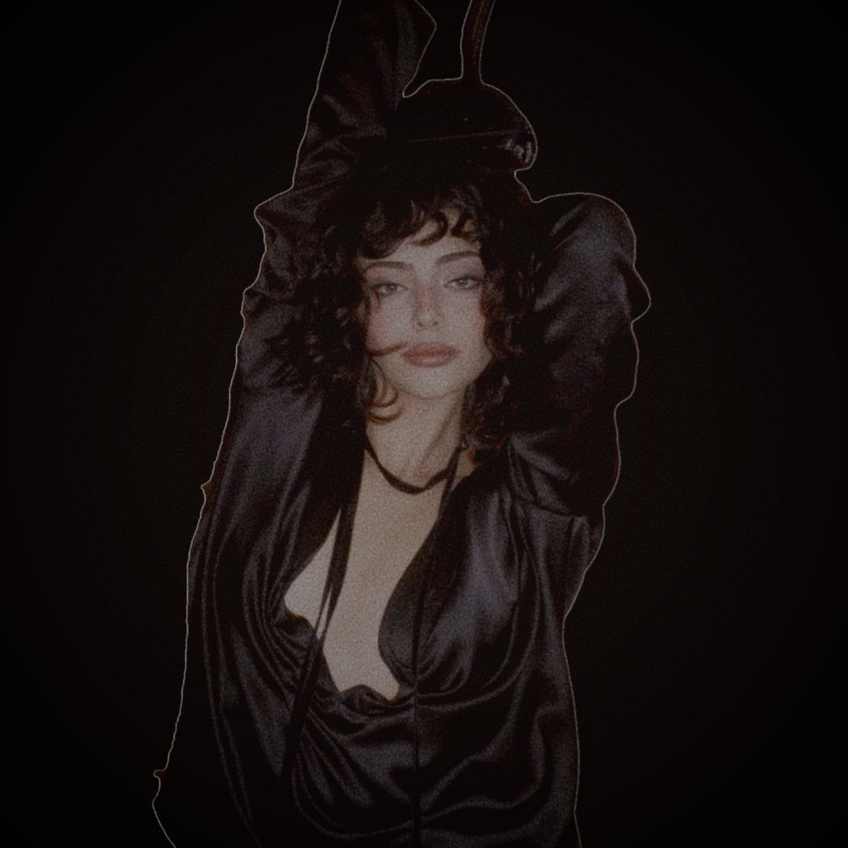 𑣲ᅠtₕₑ 𝔠𝔥𝔞𝔬𝔱𝔦𝔠 𝓰ⲓꞅ𝓵⋆˚࿔ tweet media