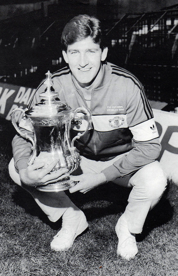 One Norman Whiteside tweet media