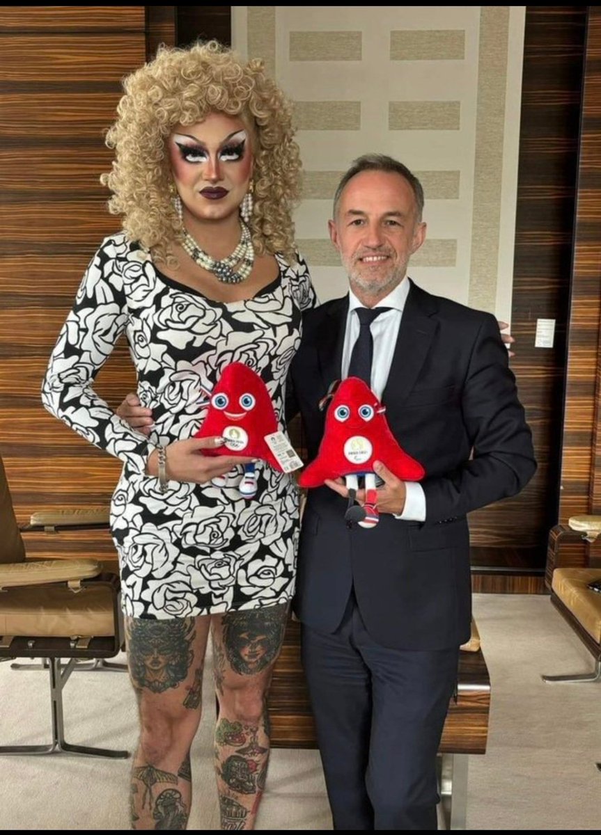 Droite Art 🇨🇵 tweet media