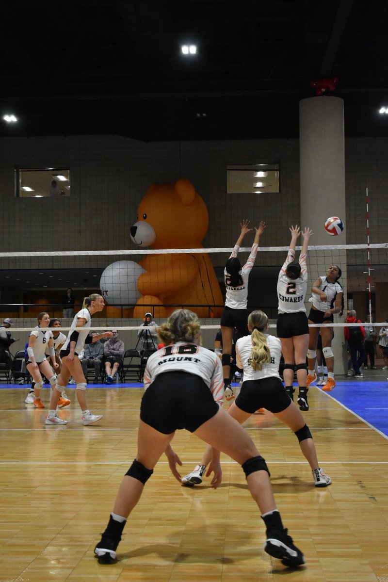 Claire Edwards tweet media