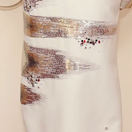 TeenPeoplePod's tweet photo. Tamron Hall in a gown that's giving birch bark (Betula papyrifera) at the Oscars

#RedCarpetBotany 🩷 #FrocksAsFlowers 🤍 #Oscars #Oscars2026 https://t.co/EpEgL8gN3W