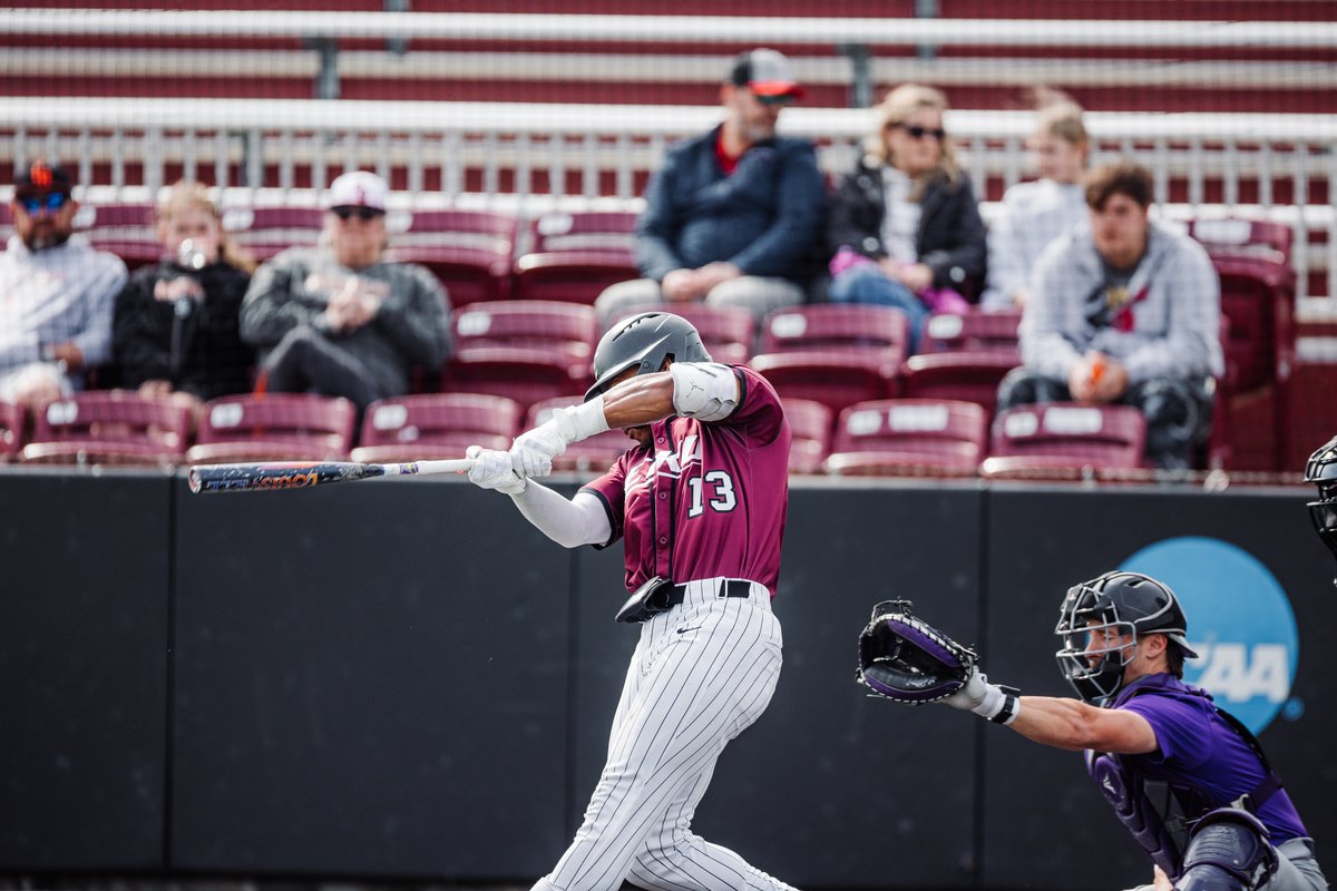 EKU Baseball tweet media