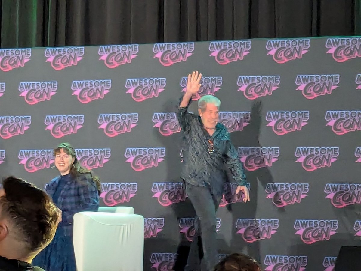 silentype99's tweet photo. Awesome Con 2026 - Part II: Ron Perlman @AwesomeCon #Awesomcon2026 https://t.co/OfXYtieceG