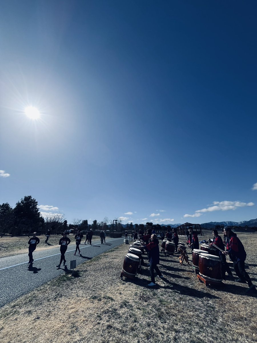 小林　新 tweet media