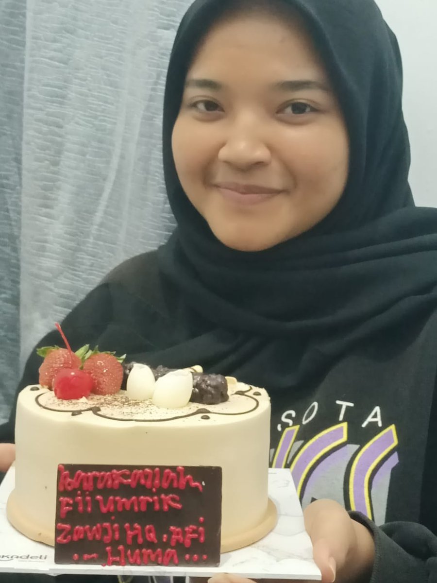 mzzkbr's tweet photo. Terlalu islami @cendiyi https://t.co/hOzBZXurF1