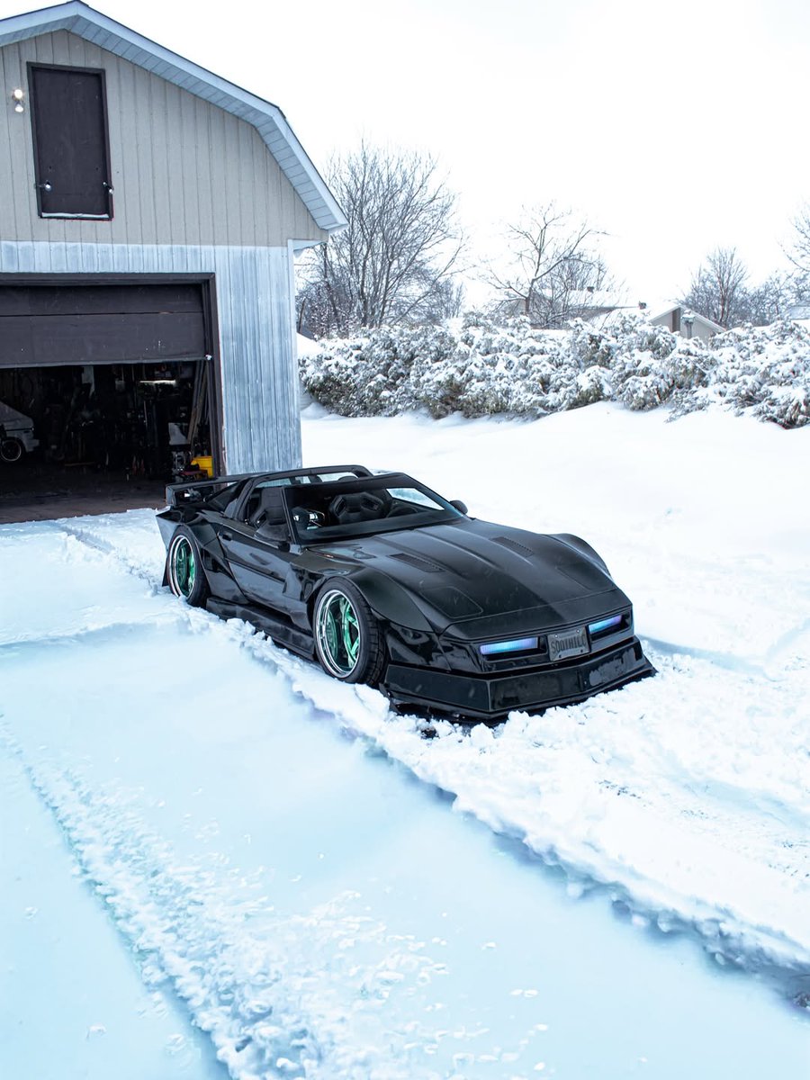 COMPETITION tweet media